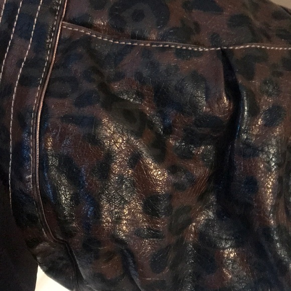 Kathy Van Zeeland Purse - Picture 3 of 8